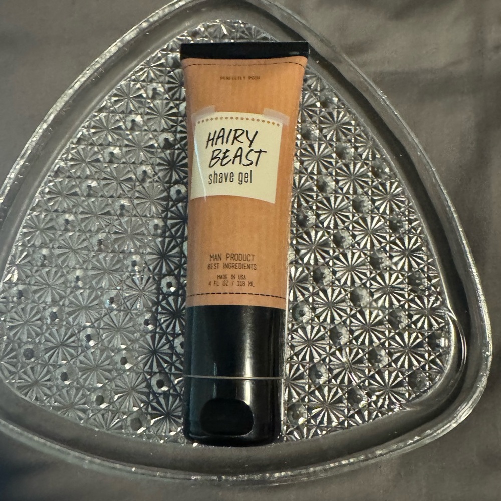 Perfectly Posh Hairy Beast Shave Gel - Black and Tan